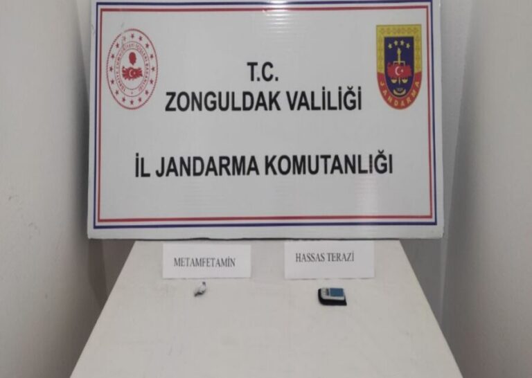 Kdz. Ereğli’de 4 şahsın üzerinden uyuşturucu ele geçirildi