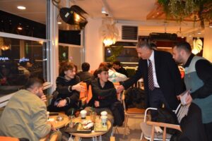 Saffet Bozkurt, gençlerle bi araya geldi