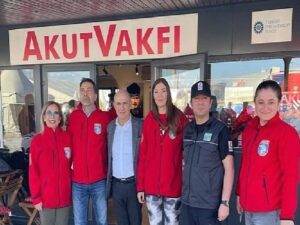 Akut Vakfı Hatay’a Kuaför İkram Etti