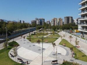 Bayraklı’nın çağdaş parkı açılıyor