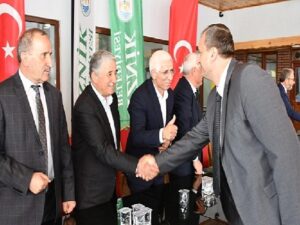 Bir Günde İki Bayram