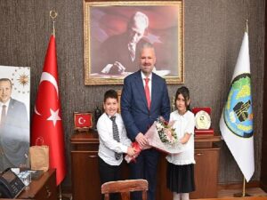 Çocuk Liderlere Aydın Lider Muştusu: Belediyemizin Çocuk Köyü ve Macera Parkı Projeleri 29 Ekim’e Hazır Olacak