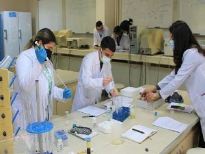 Ege Üniversitesi, tematik laboratuvar altyapısı ile bölgeye hizmet veriyor