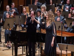 Fazıl Say’ın bestelediği 100. Yıl Marşı birinci defa sahnede seslendirildi Lider Soyer: “Göğsümüz kabara kabara 100. Yıl Marşı’nı söyleyeceğiz”