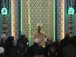 Hafız Ali Derman Teravihte İnegöl Cemaati İle Buluştu