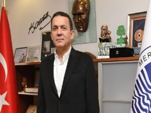 Lider Abdullah Özyiğit, Ramazan Bayramı’nı kutladı