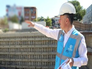 Lider Büyükakın, 1 Mayıs’ta Sarsıntı işçilerini de unutmadı