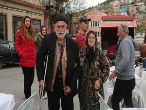 Lider Büyükakın, Gültepelilerle birlikte iftar yaptı