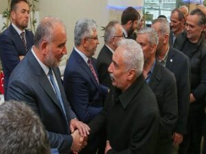 Lider İbrahim Sandıkçı Vatandaşlarla Bayramlaştı