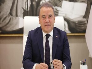 Lider Muhittin Böcek 1 Mayıs İletisi