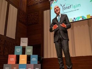 Lider Soyer Büyükşehir idaresine seslendi Soyer: İzmir rüzgarı esiyor