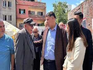 Lider V. Erkan Özkan Depremzede Vatandaşları Yalnız Bırakmadı