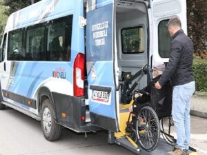 Manisiz Taksi bayramda vazife başında
