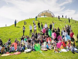 Marshall, 23 Nisan kapsamında depremzede çocuklara uçurtma aktifliği düzenledi