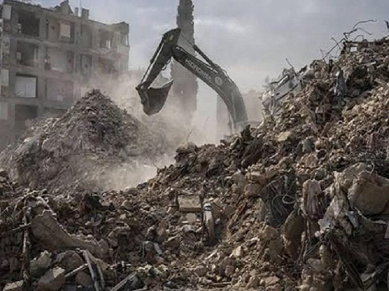 Moloz sıkıntısına tahlil turizmcilerden geldi; Liman ve Marina imalinde kullanılsın