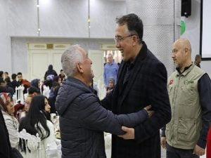 Nevşehir Belediye Lideri Dr. Mehmet Savran, İHH Tarafından Düzenlenen İftar Programına Katıldı