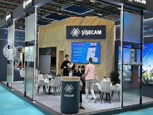 Şişecam ‘Solarex İstanbul Fuarı’nda Güneş Gücü Camlarını Sergiledi