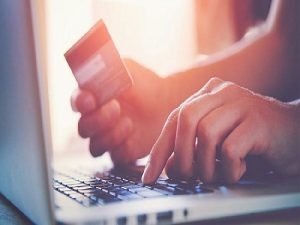 Tüketiciler en çok kart aidat fiyatlarından şikayetçi