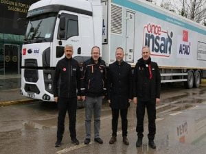 Ukrayna’daki taşınabilir yemek tırı yurda döndü