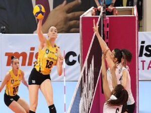 VakıfBank, olağan dönemi galibiyetle kapattı