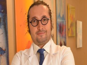 60 Yaş Üstü Üç Bayandan Birinde Rahim Sarkması Görülüyor