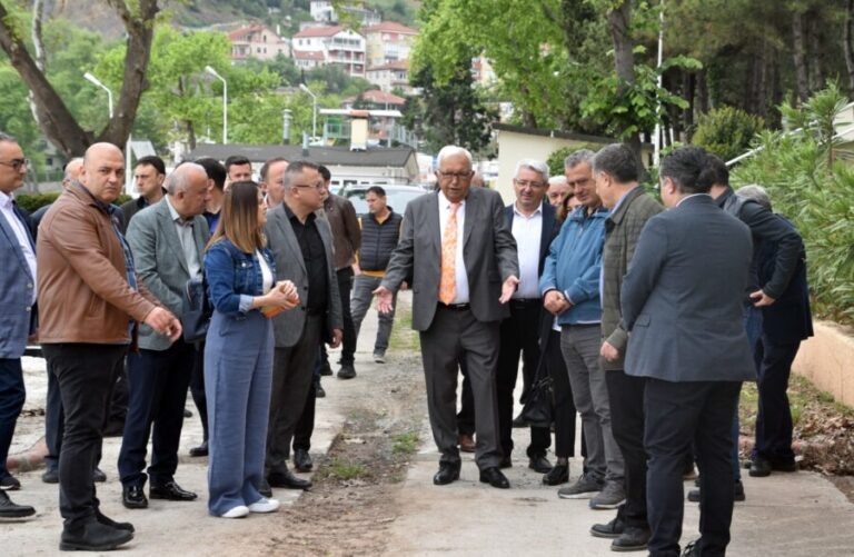 BELEDİYE PLAJI, SEZONA HAZIRLANIYOR