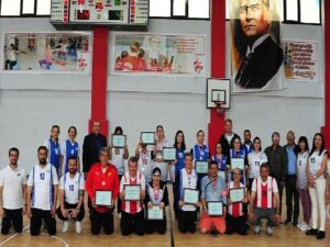 Balçova’da kalpleri ısıtan turnuva