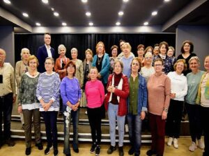 Bornovalı Bayanlarla Aktif Okuma Projesi “Dünyayı okuyan bayanlar değiştirecek”