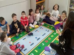 Çocuklar Oyun Meskenlerinde Hem Eğleniyor Hem Öğreniyor