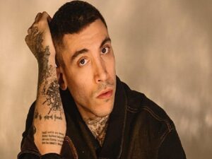 Dört tarafı müzikle çevrili bir adada, cümbüşü Kendine Has festival! Kendine Has Babylon Soundgarden 24 – 25 Haziran’da!