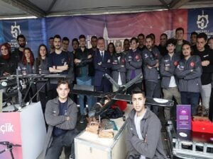 Gençlik ve spor şölenlerinde coşkulu kutlama