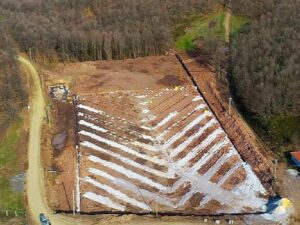 Gölcük Belediyesi’nin Hasaneyn Yasakdüzü’nde üretimine başladığı spor tesisinin ikmal ihalesi 30 Mayıs’ta gerçekleştirilecek