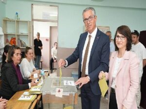 Halil Arda: “Vatanını Seven, Oyunu Kullansın”