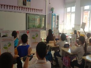 Hayat Holding “Hayata Âlâ Bakarız” projesiyle Çocukları Canlı Çeşitliliği Konusunda Bilinçlendiriyor