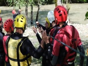 İtfaiye’den selde arama ve kurtarma eğitimi