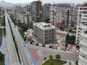 Lider Altay: “Yenişehir Toplumsal Tesisi ve Lise Medeniyet Akademisi İnşaatı Süratle Yükseliyor”