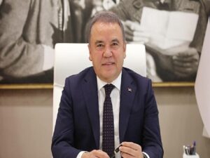 Lider Muhittin Böcek’in Anneler Günü Bildirisi