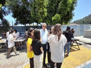 Lider Topaloğlu kermese katıldı