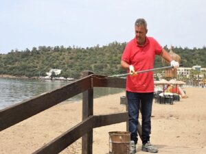 Menderes Plajlarında Tadilat Vakti