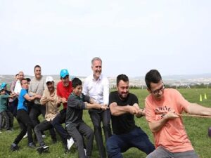 “Tüm Mahzurlar Sevgiyle Aşılır”