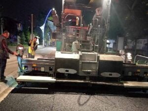 Turan Güneş Caddesi Yol Bakım Timi tarafından asfaltlandı