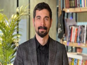 Verimliliği ve Ciroyu Düşüren Çalışan Sirkülasyonu Meselesine PEAKUP’tan Velocity İntranet Tahlili