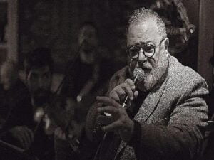 Adil Akbaşoğlu: Özgürlük İçin Müzikler Yazan Bir Sanatçı