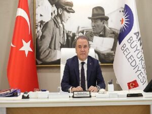 Antalya Büyükşehir Belediye Lideri Muhittin Böcek’in Kurban Bayramı bildirisi