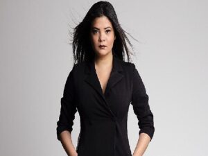 Ayşe Atam’dan yeni müzik “Nafile”