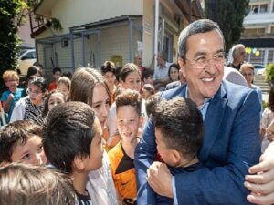 Batur: Çocuklar daha hoş bir dünyada yaşamayı hak ediyor