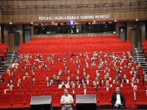 Büyükşehir’den şef ve amirlere hizmet içi eğitim