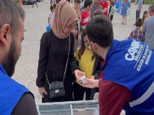 Canik’te Öğrenciler Doyasıya Eğleniyor