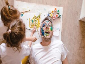 Doç. Dr. Tunç “Çocuğun Babayla Olan Münasebeti Kişilik Özelliklerine Yansıyor”