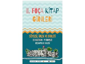 Foça’da kitaplarla dolu bir yaz